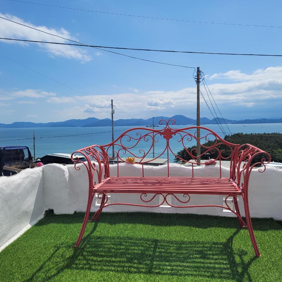 Soulmate Pension Namhae Exterior photo
