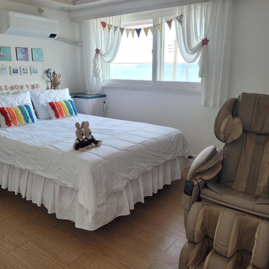 Soulmate Pension Namhae Exterior photo
